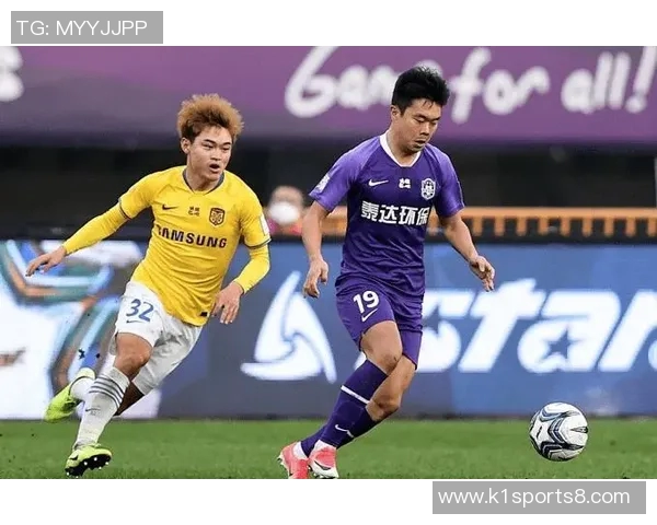 深入解析足球判罚规则助你更好理解比赛中的裁判决定与争议