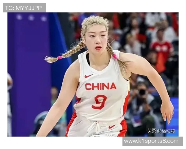 李梦亮相赞助海报女篮离队谜团待解王牌回归面临三大挑战